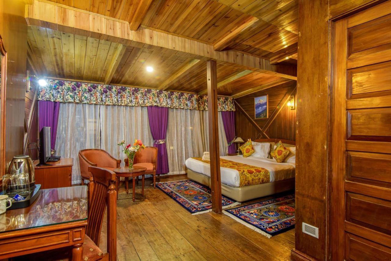 Muscatel Himalayan Resort - 400 Mts From Mall Road Darjeeling  Exterior foto